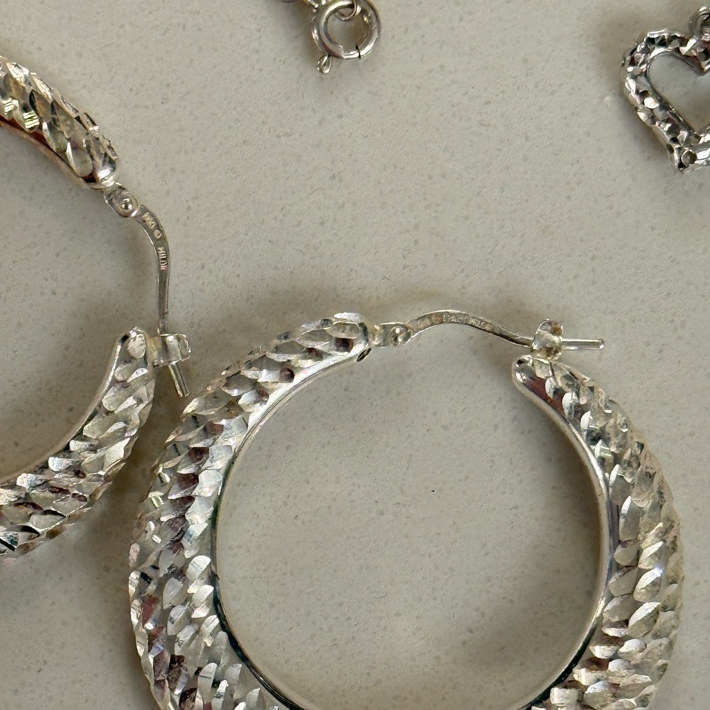Sterling Silver Heart Jewelry Set - Picture 6 of 6